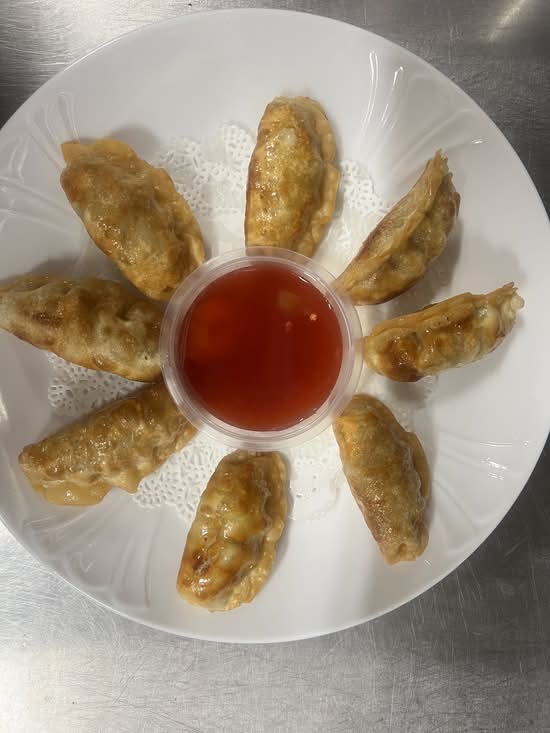 Deep Fried Pork Dumpling（8 PCS）锅贴